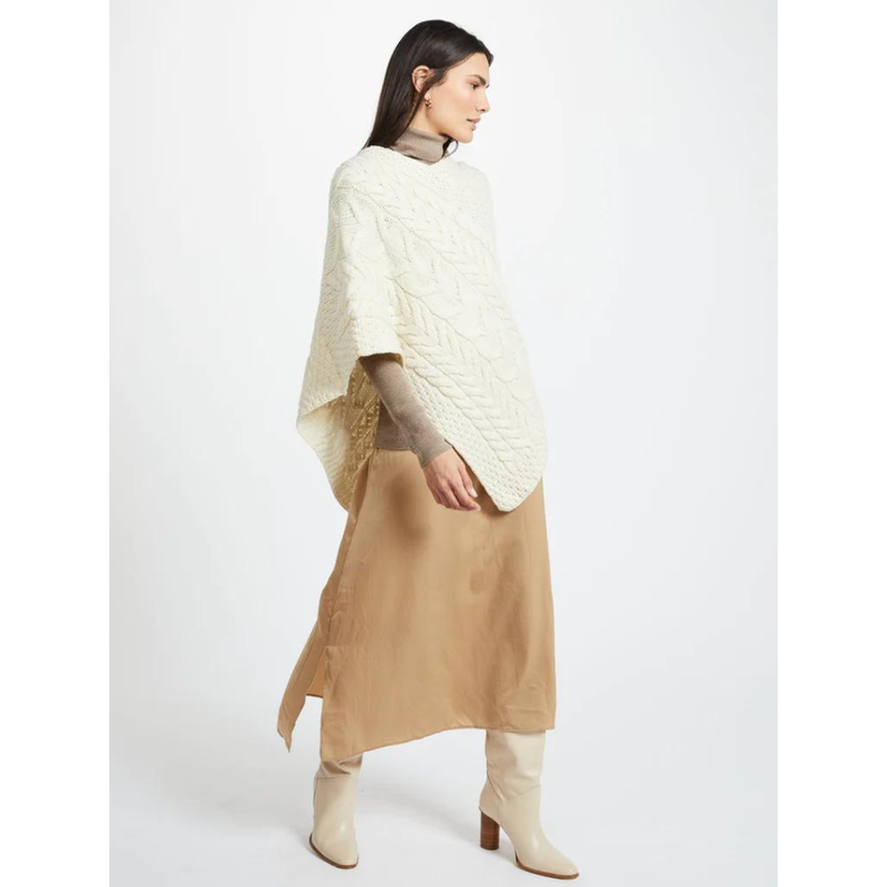 Ladies Aran Cable Knit Triangular Poncho Natural